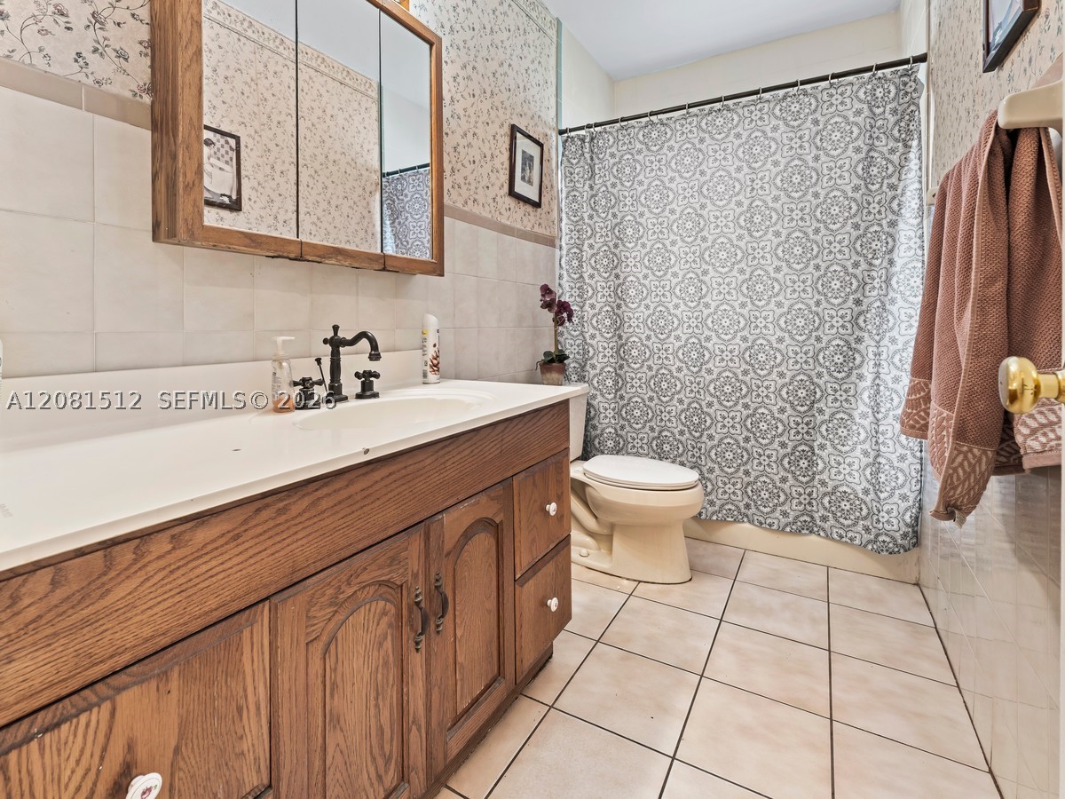 4850 Nw 6th St Property Photo 14
