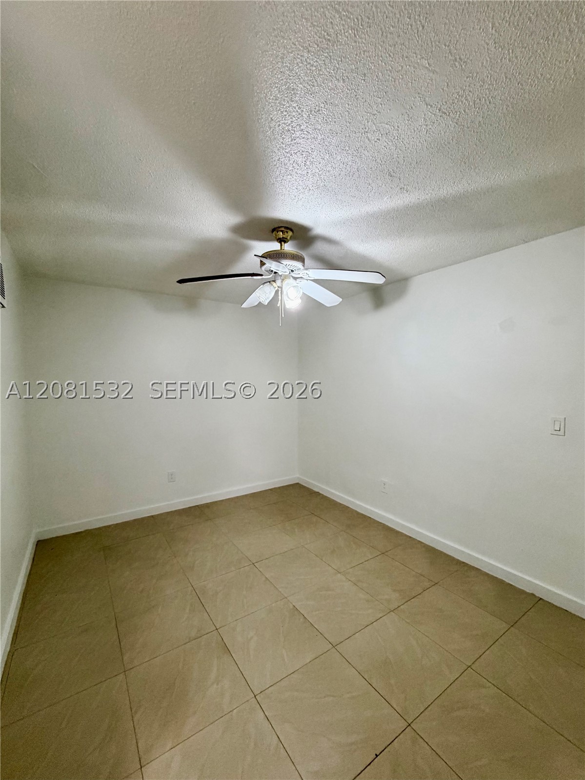 1045 Sw 4th St 2 Property Photo 12
