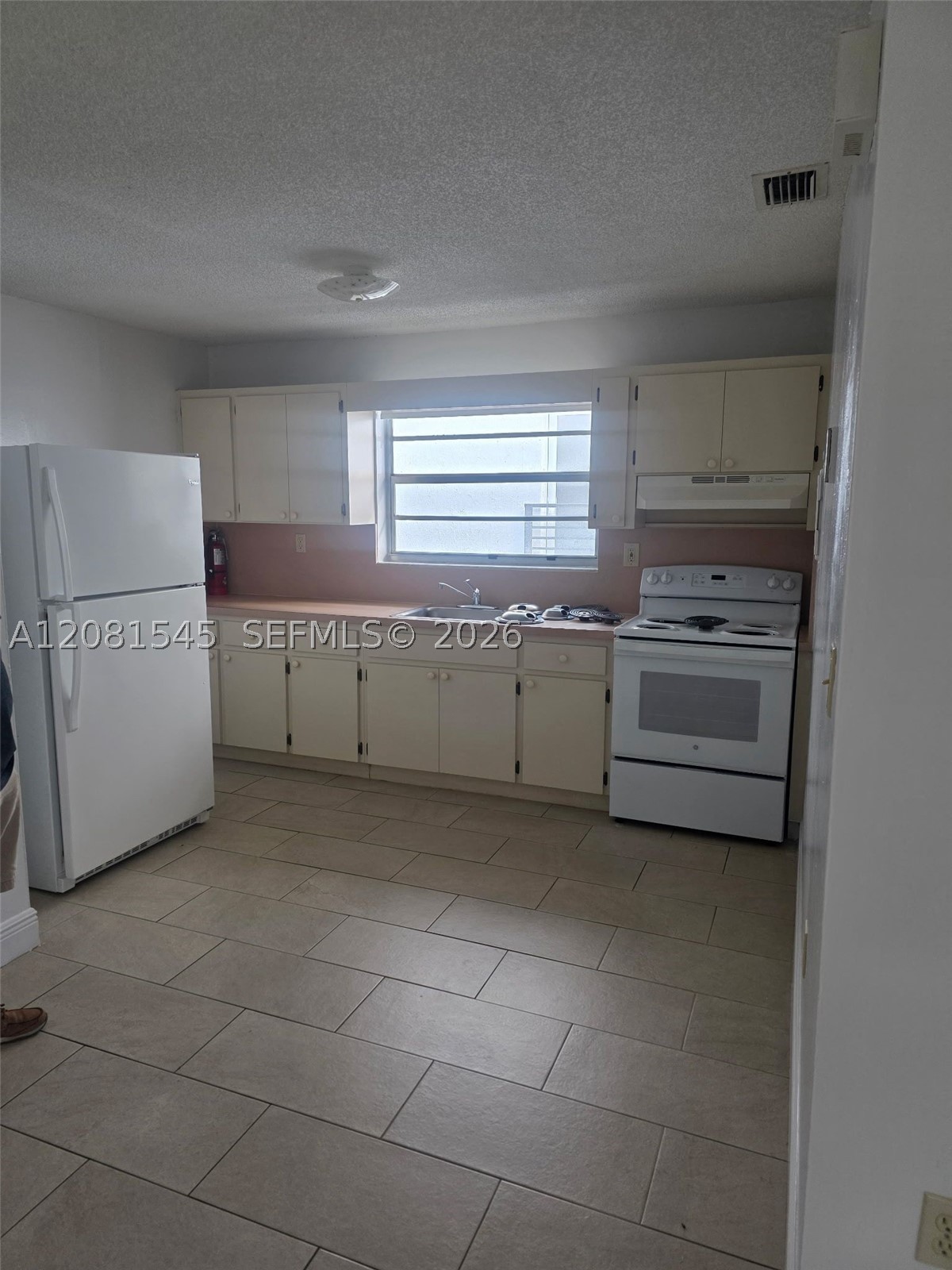 1575 Nw 1st St 3 Property Photo 4