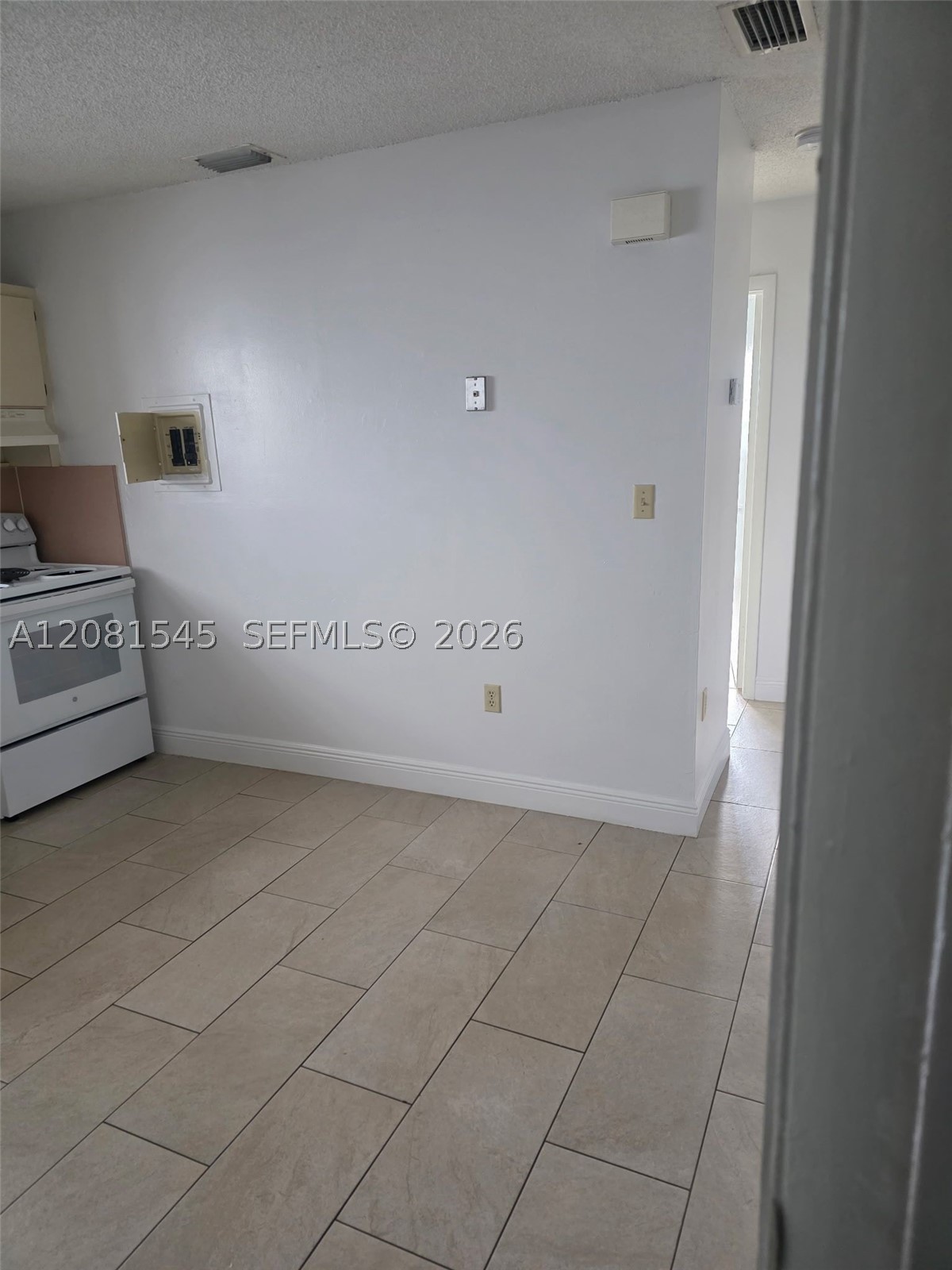 1575 Nw 1st St 3 Property Photo 5