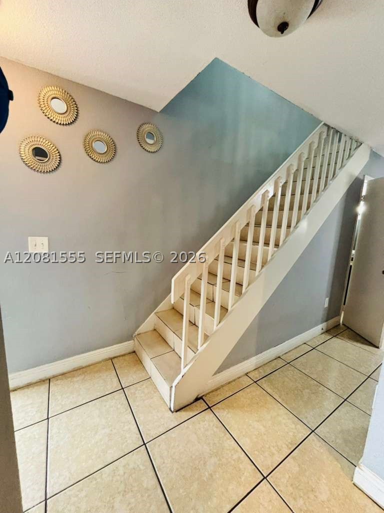 2778 W 60th St 45 Property Photo 2