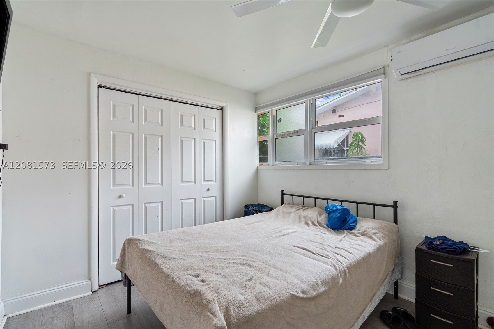 985 Se 2nd Pl Property Photo 18