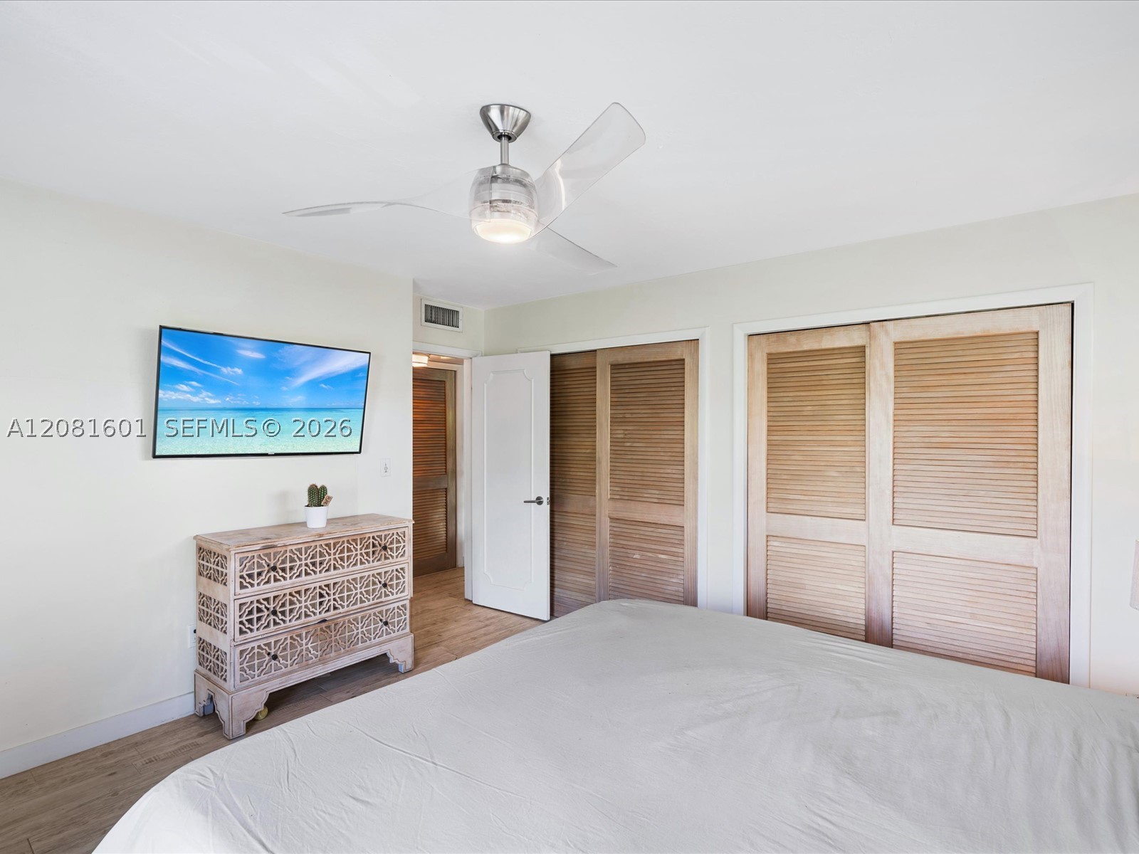 255 Sunrise Dr 307 Property Photo 16