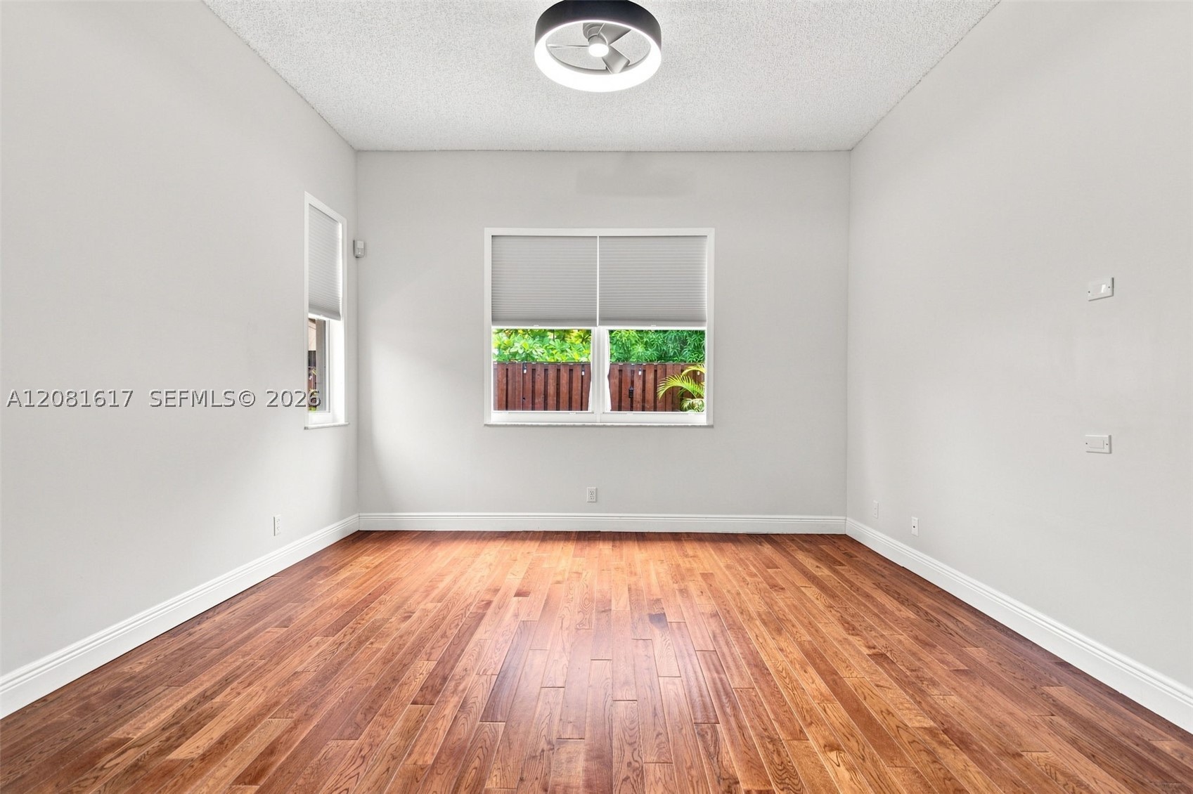 1521 Sw 194th Ter Property Photo 17