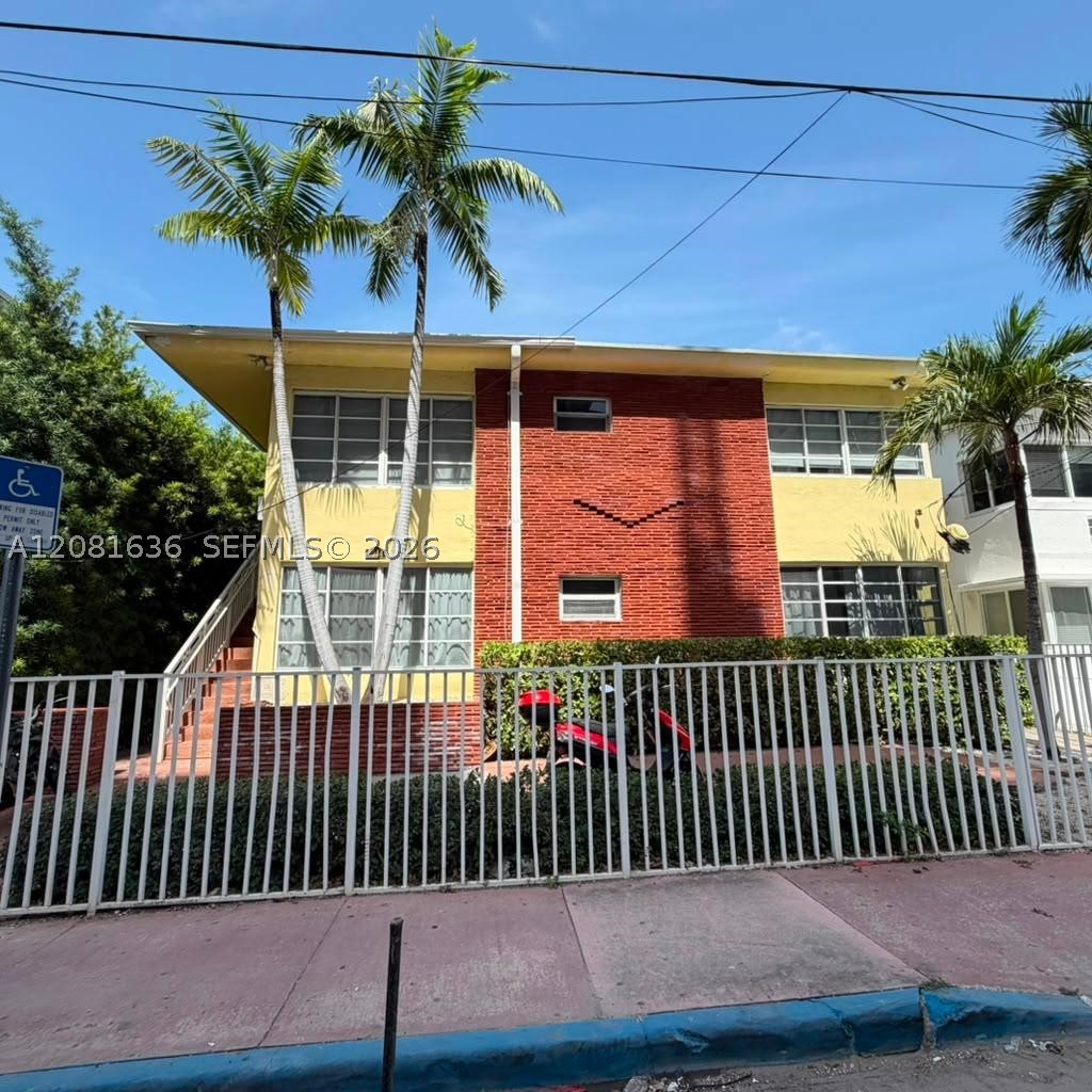 6944 Byron Ave 9 Property Photo 12