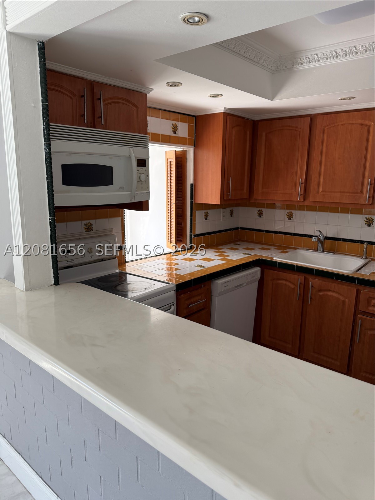 210 172 St 326 Property Photo 4