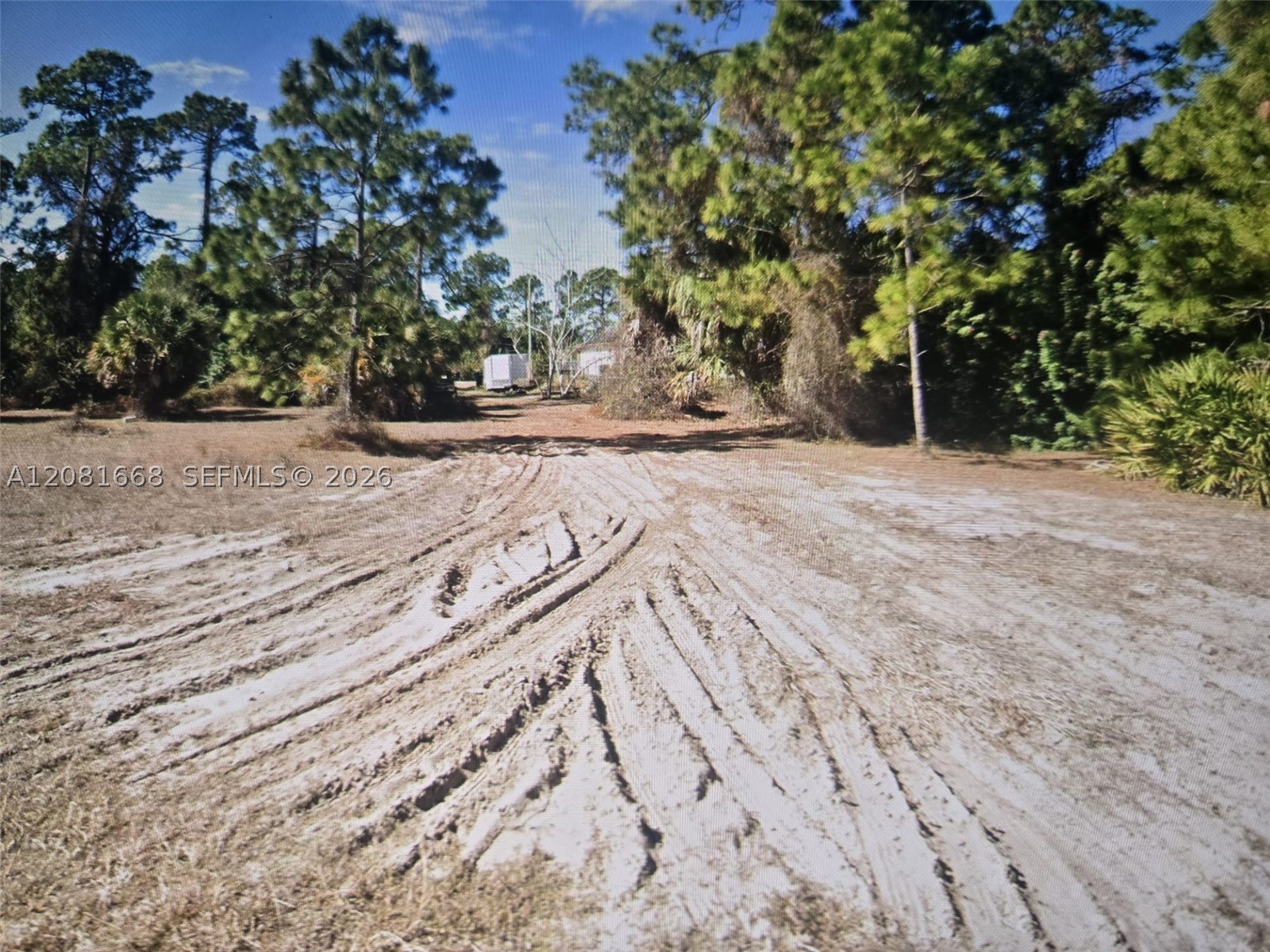 450 S Norwood Property Photo 1
