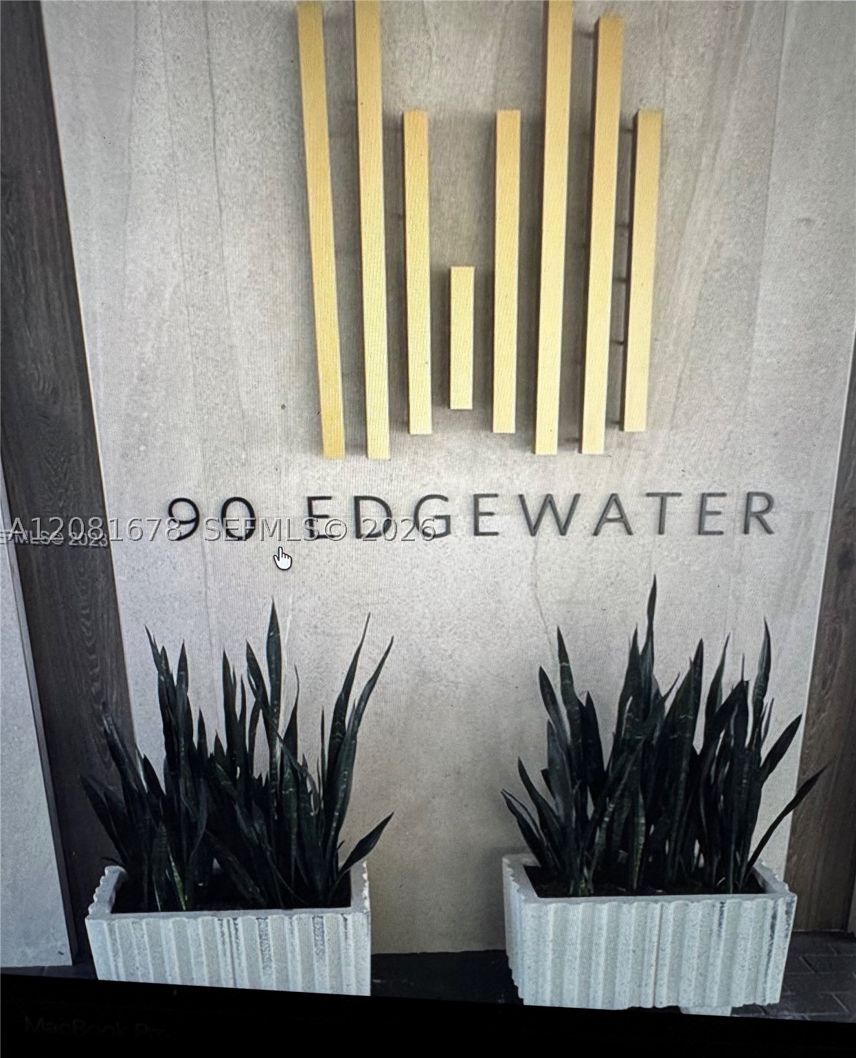 90 Edgewater Dr 121 Property Photo 1
