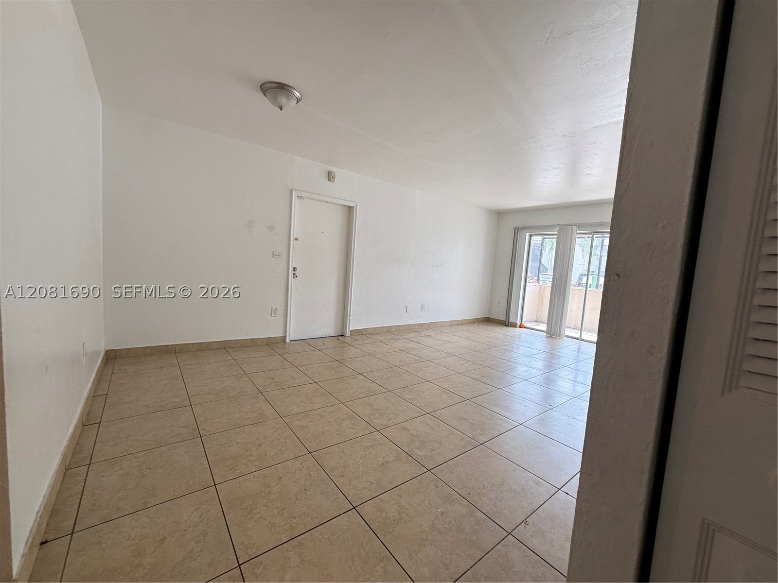 7913 Sw 104th St 105-g Property Photo 10