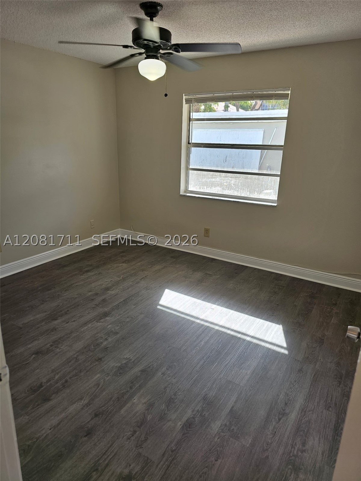 2302 Johnson St 3 Property Photo 2
