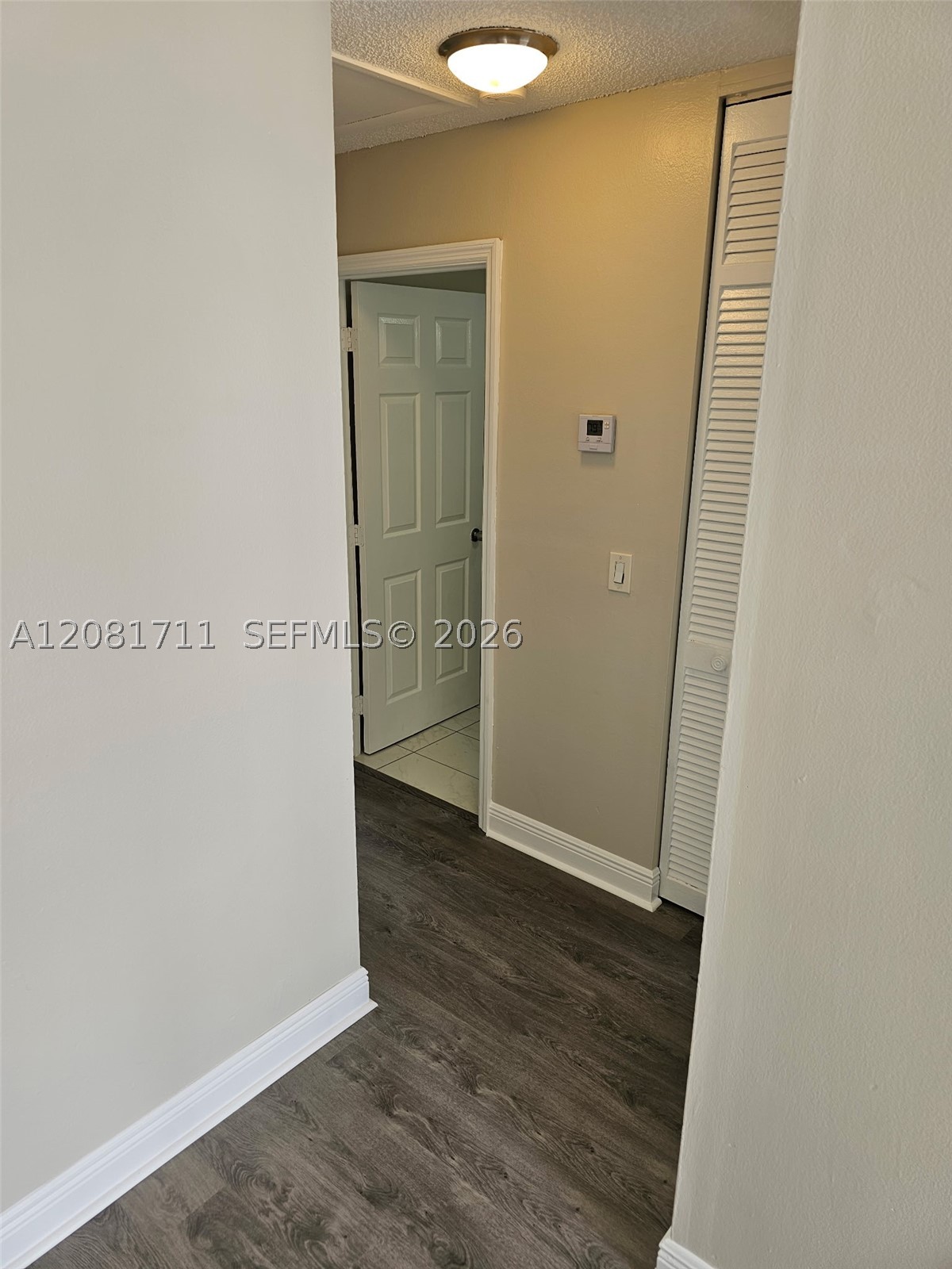 2302 Johnson St 3 Property Photo 7