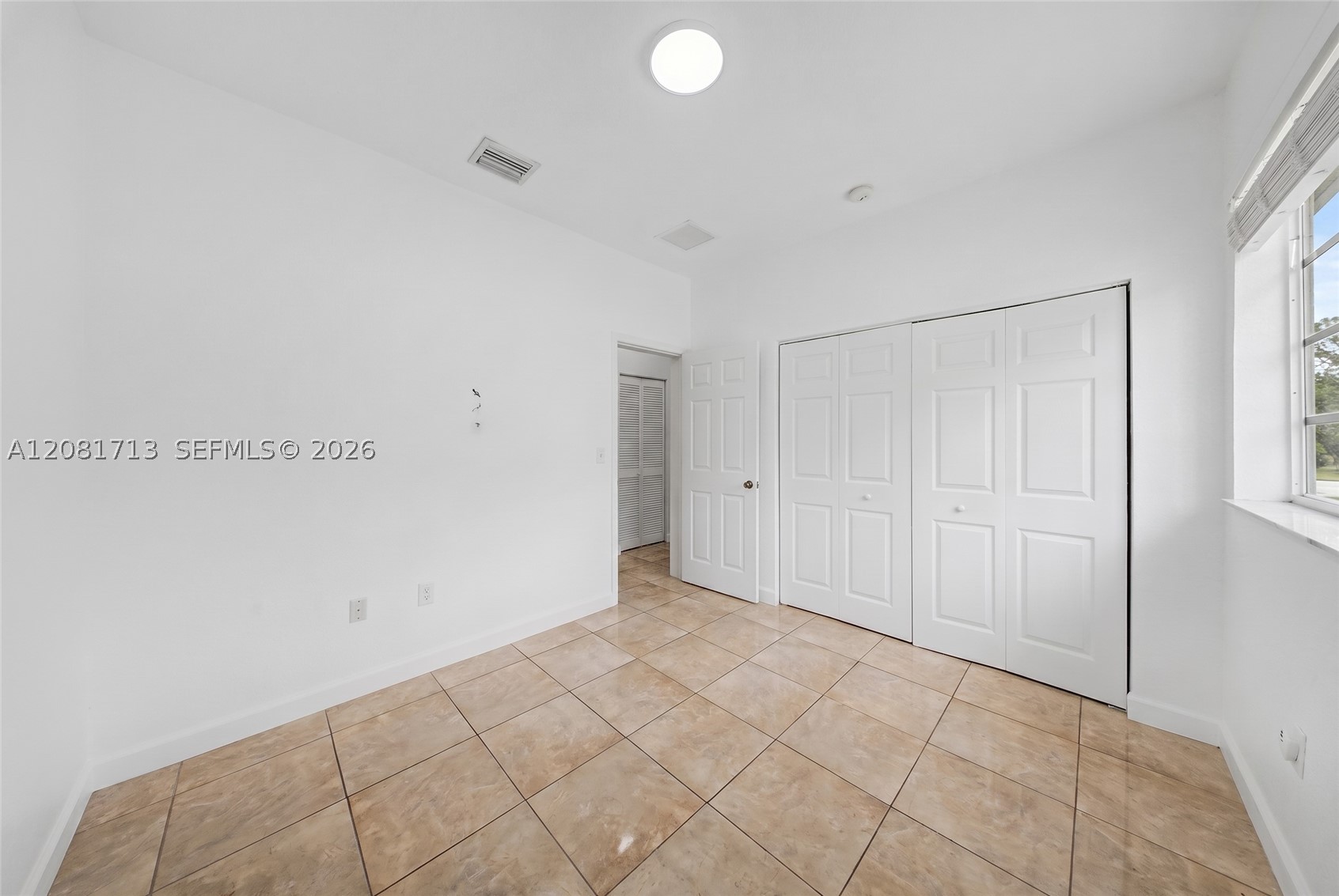 2630 Ne 3rd Dr 202 Property Photo 12