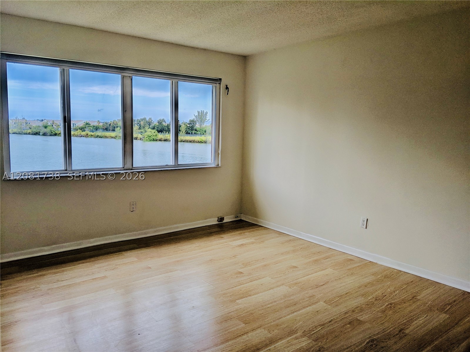 14820 Naranja Lakes Blvd D3f Property Photo 1