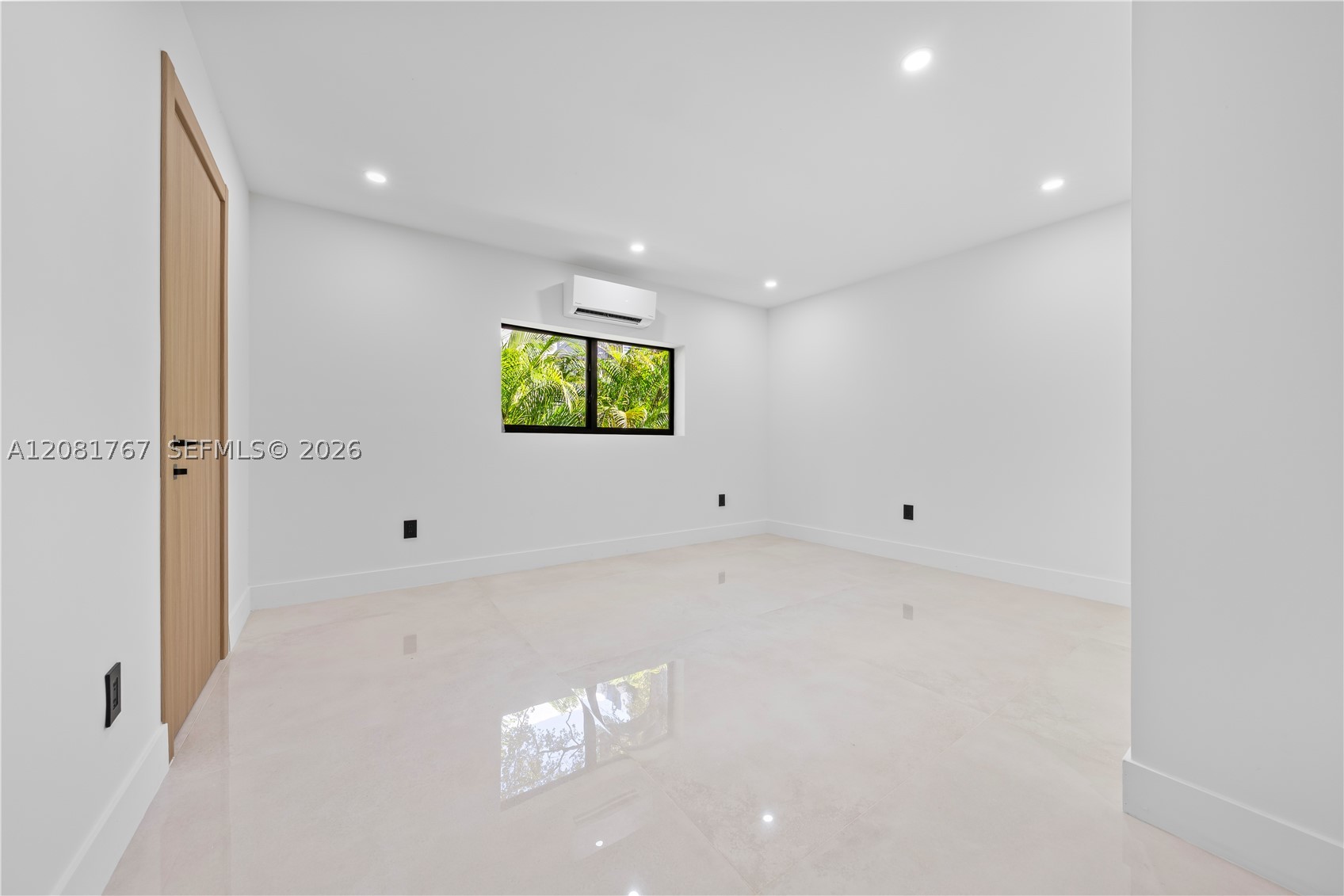 12335 Griffing Blvd 12335 Property Photo 38