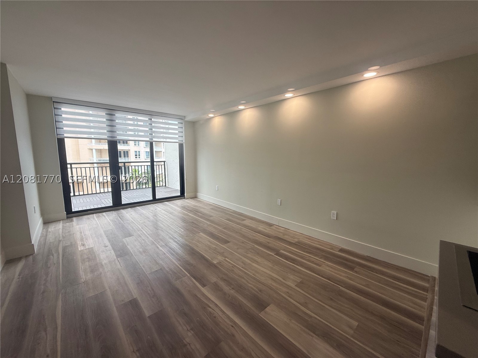 540 Brickell Key Dr 726 Property Photo 6