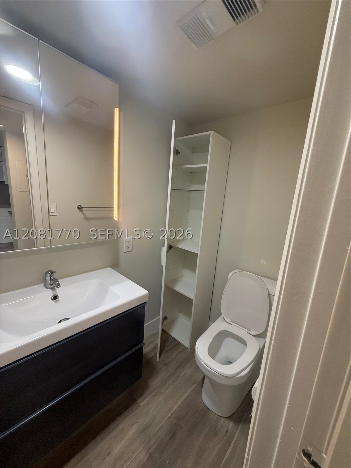 540 Brickell Key Dr 726 Property Photo 8