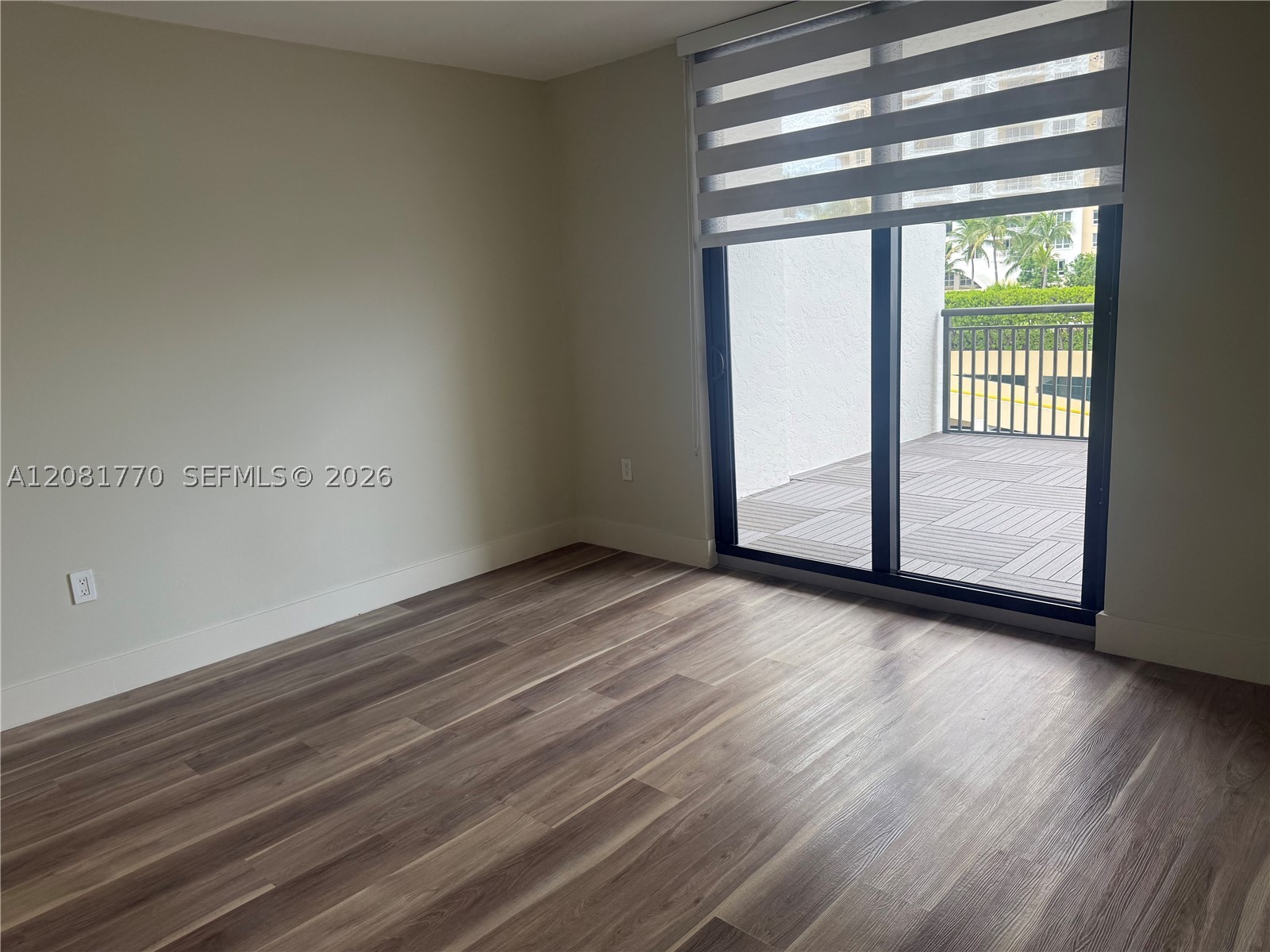540 Brickell Key Dr 726 Property Photo 11