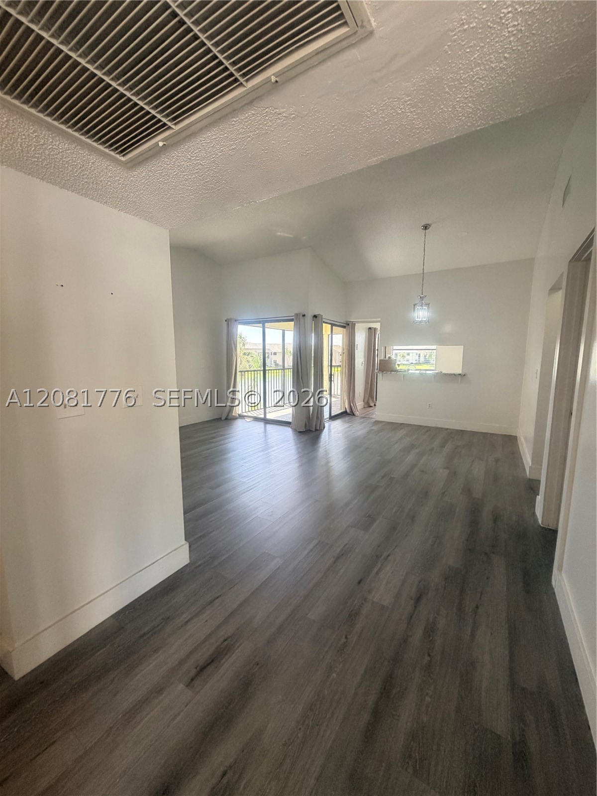 950 Constitution Dr 950h Property Photo 4