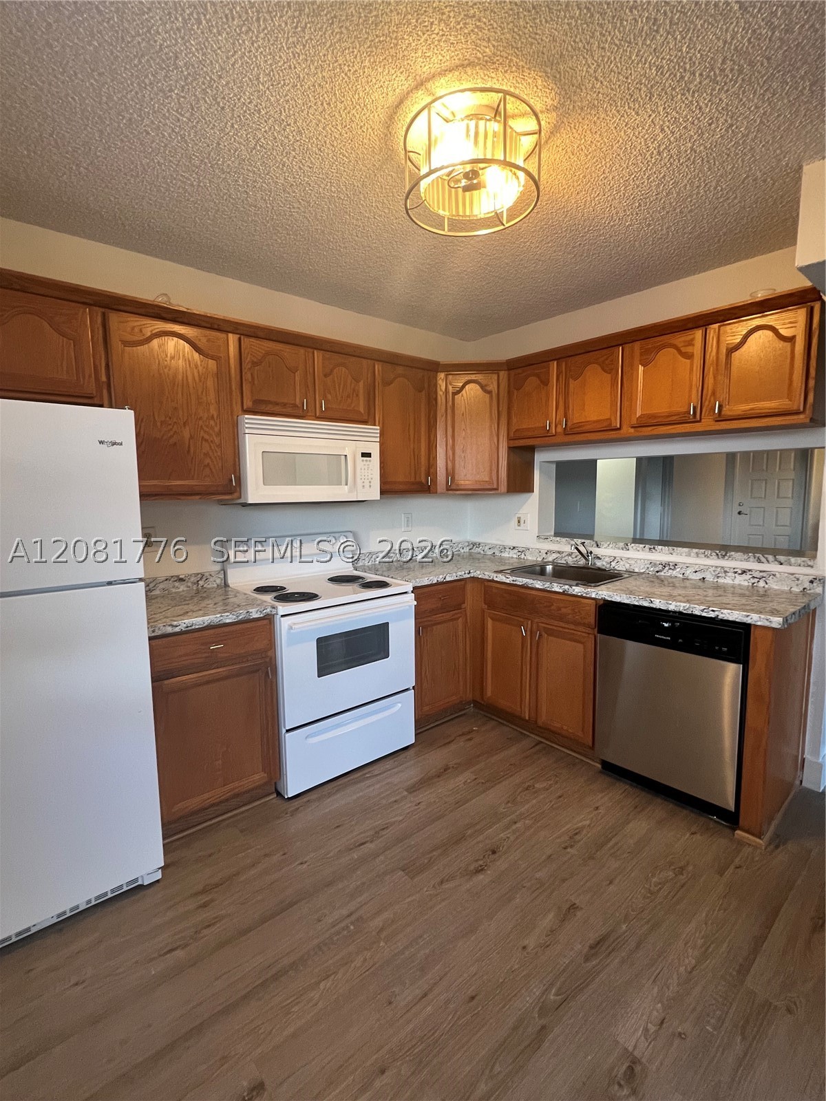 950 Constitution Dr 950h Property Photo 11