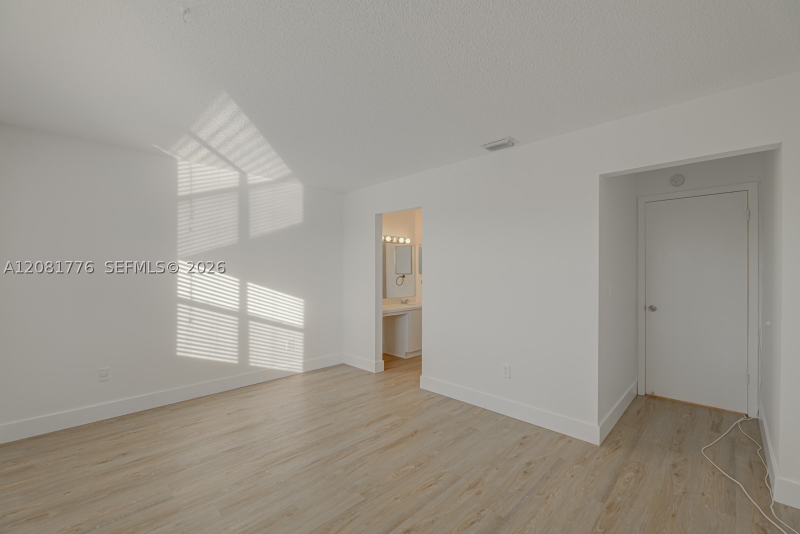 950 Constitution Dr 950h Property Photo 22