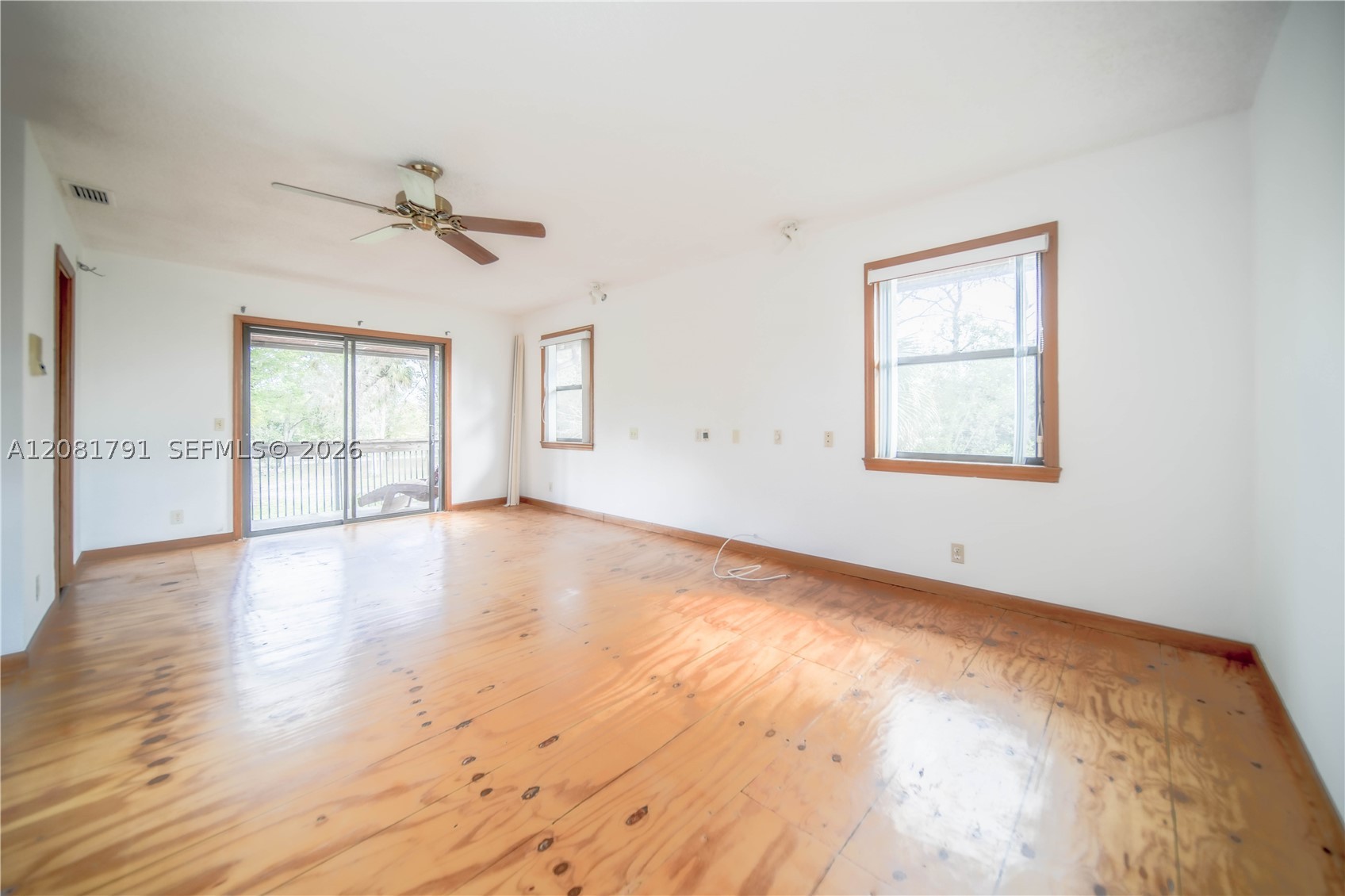 576 Marshall Rd Property Photo 11