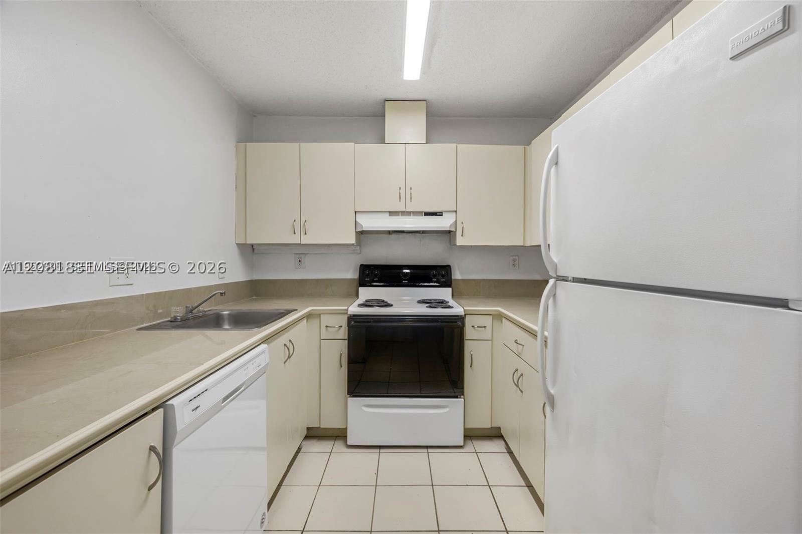 8421 Sw 209th St 8421 Property Photo 5