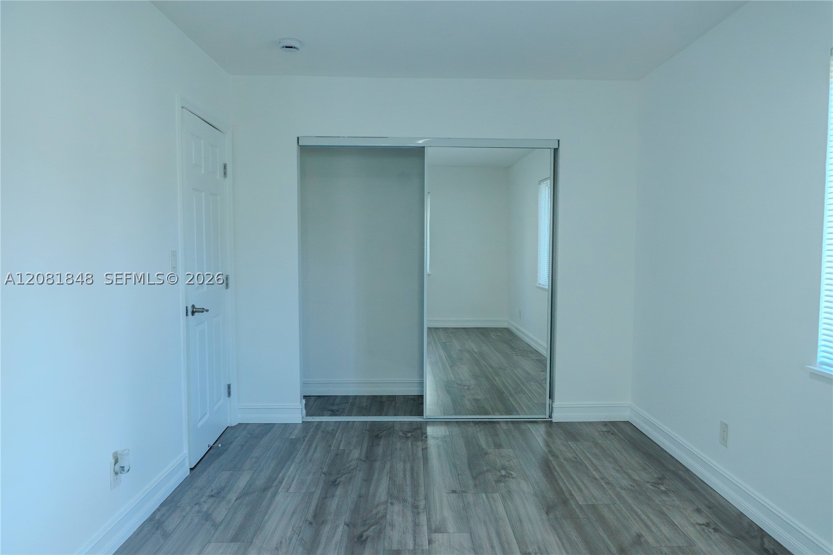 726 56th St Property Photo 11