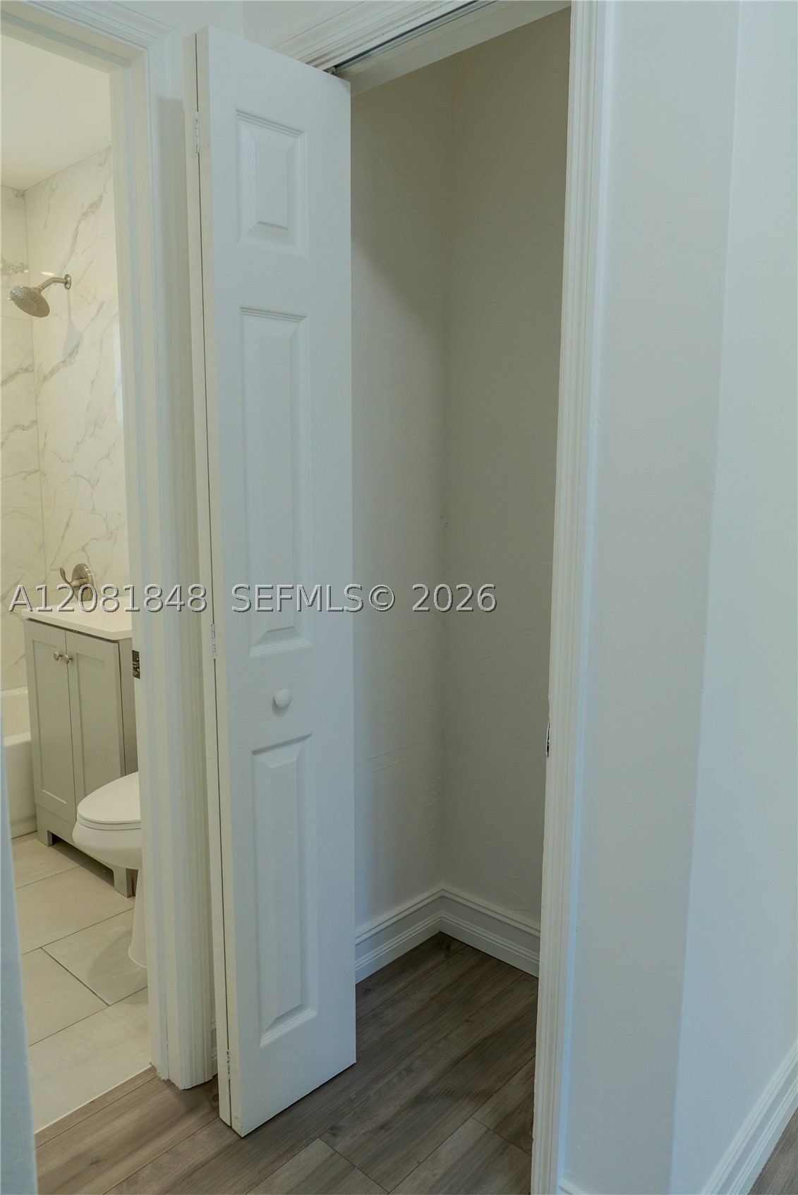 726 56th St Property Photo 15