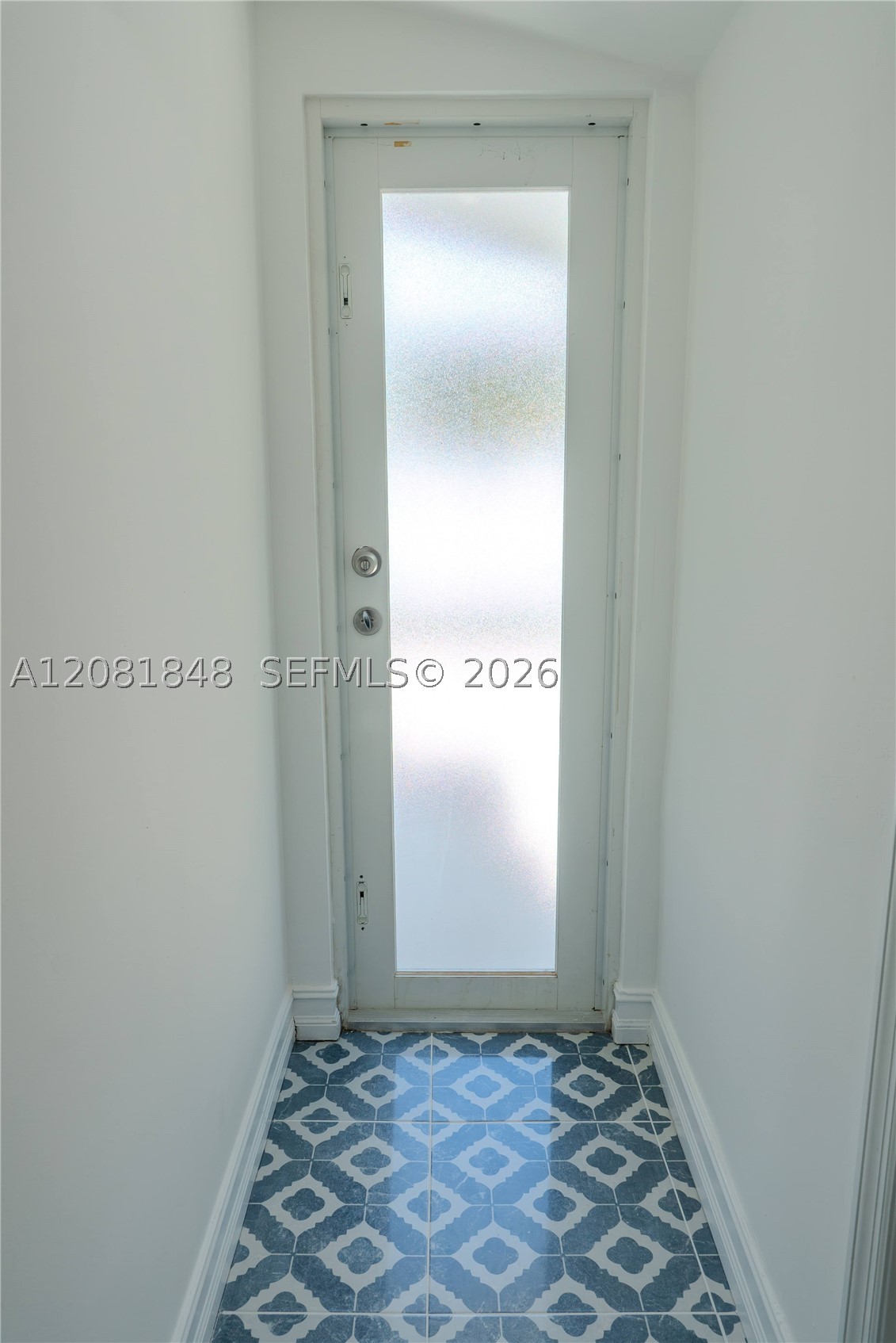 726 56th St Property Photo 18