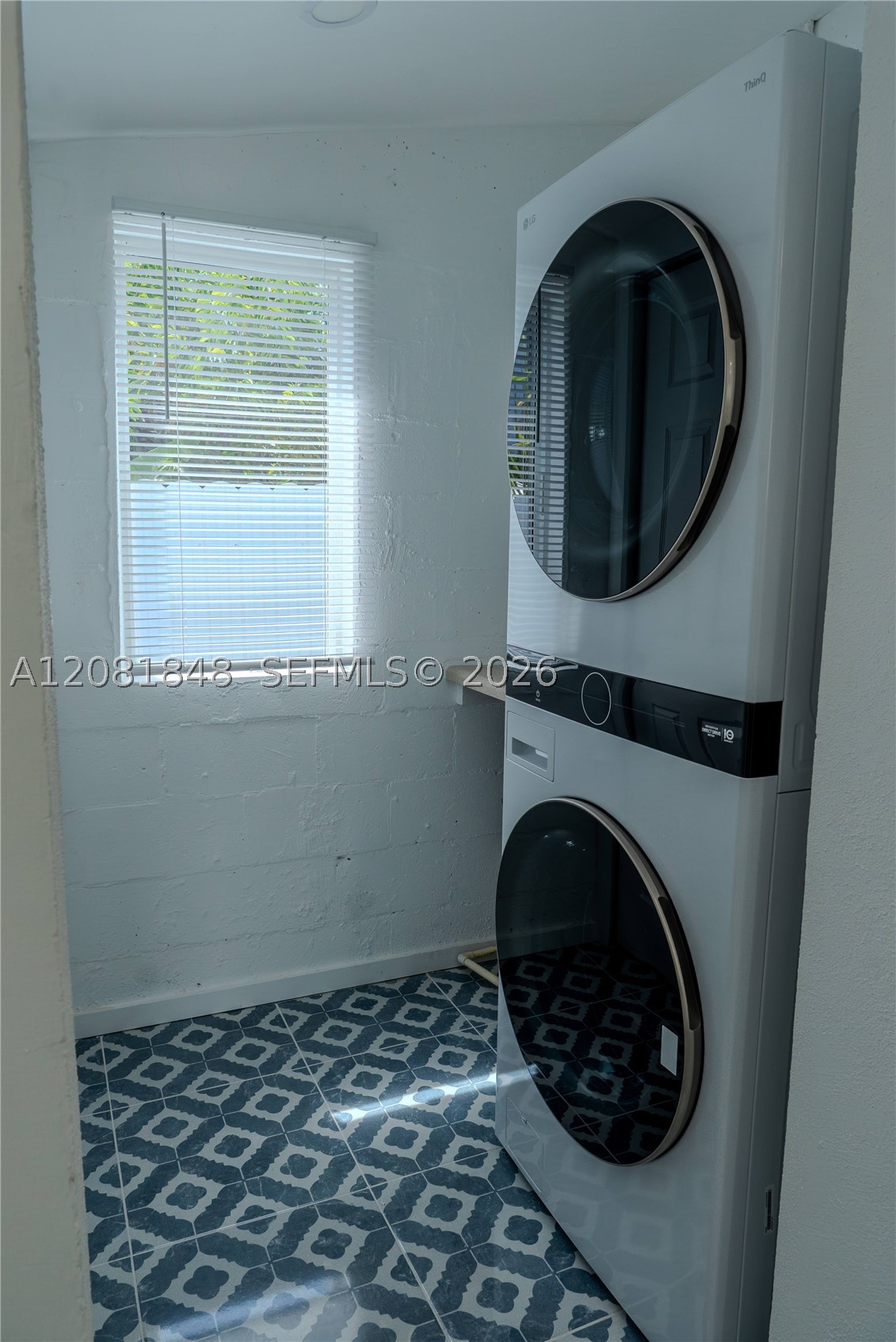 726 56th St Property Photo 22
