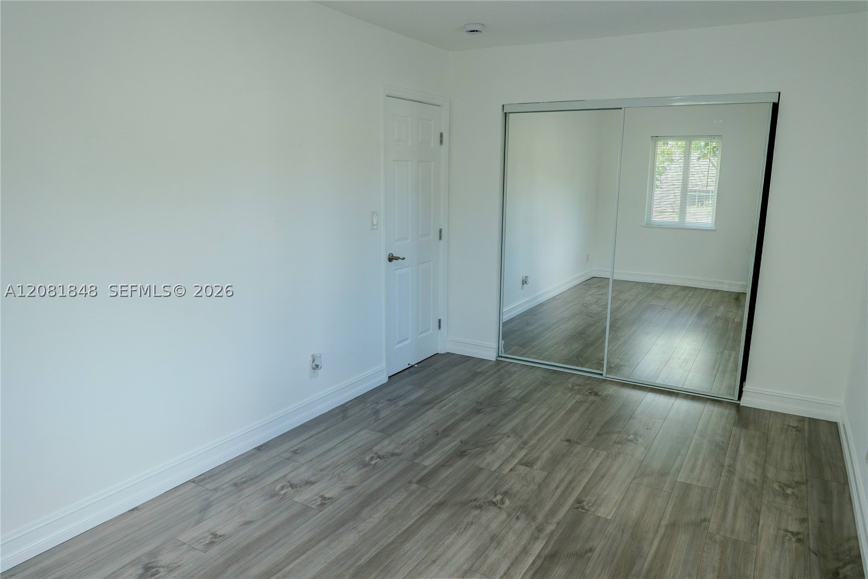 726 56th St Property Photo 28