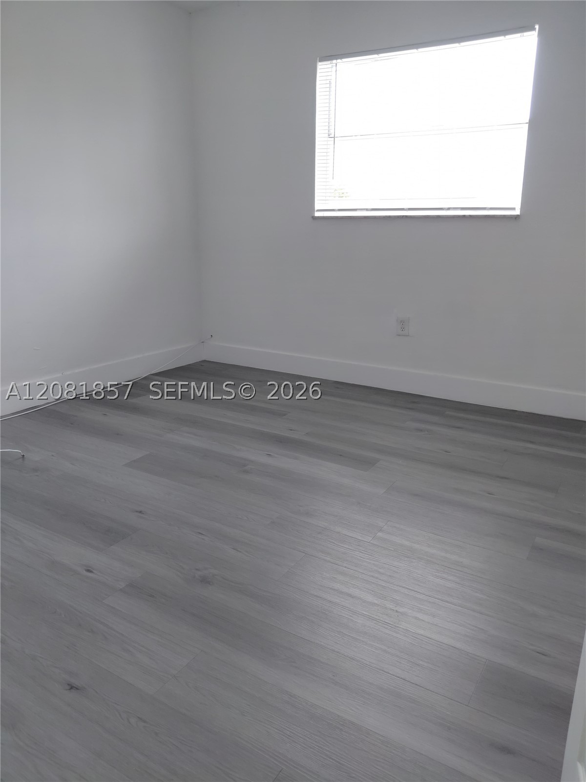 5435 W 24th Ave 63 Property Photo 7