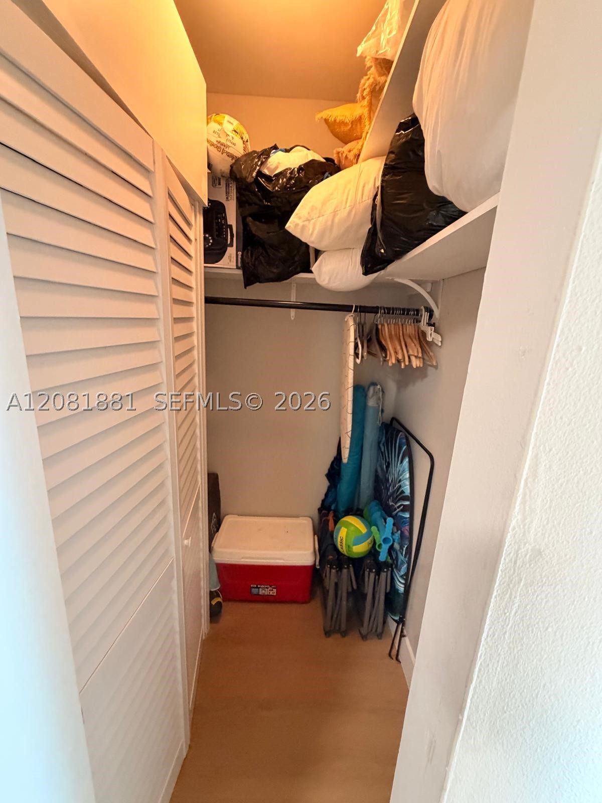 750 Collins Ave 206 Property Photo 6