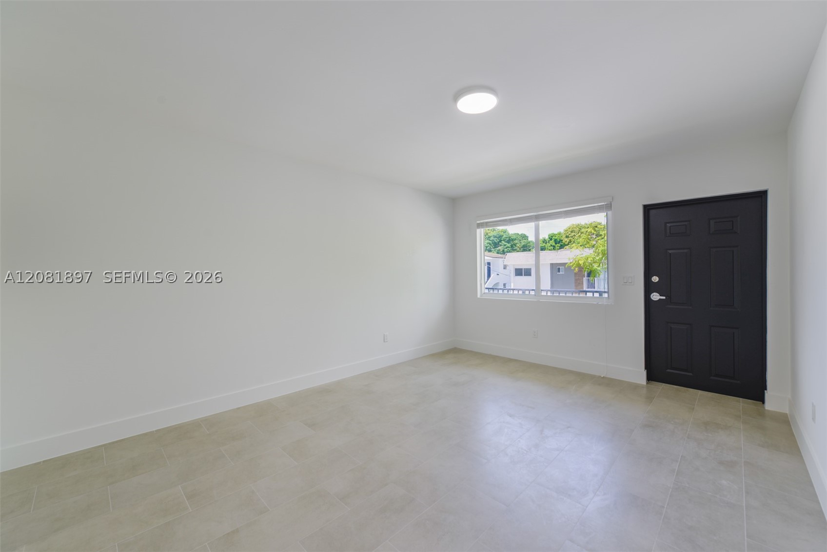 505 Sw 7th Ct 6 Property Photo 2