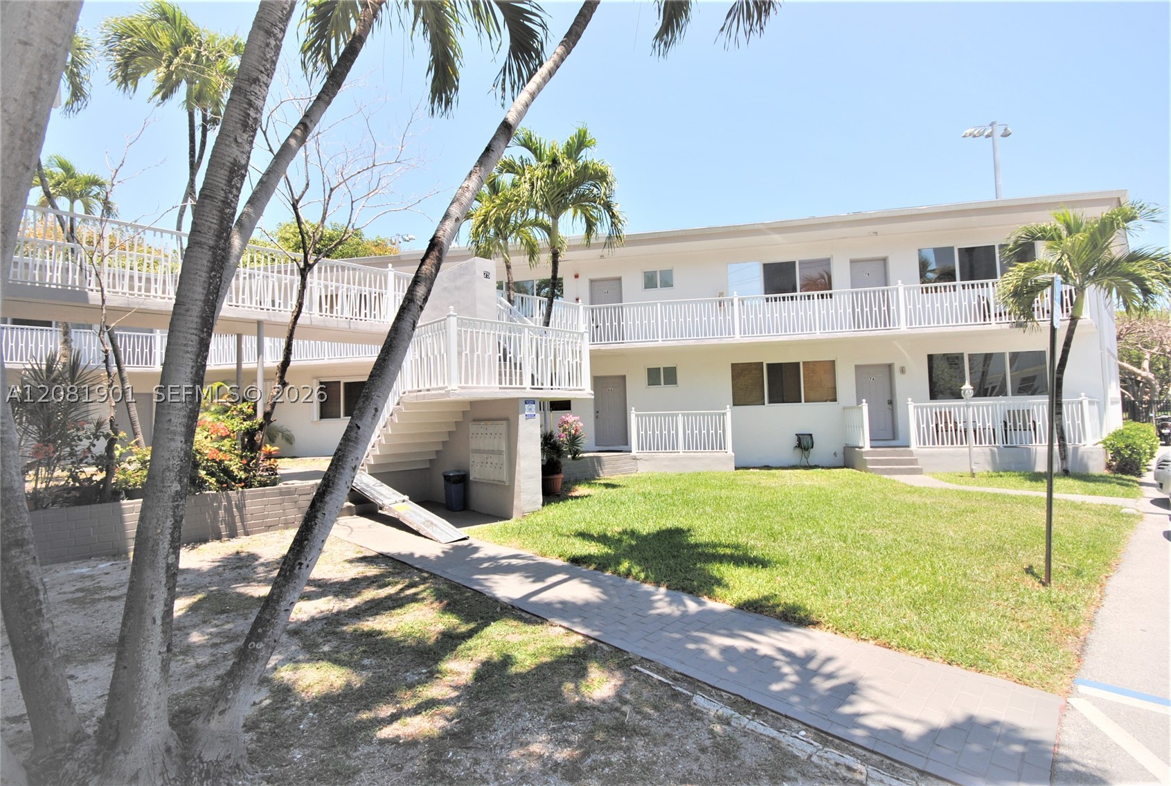 75 S Shore Dr 4b Property Photo 2