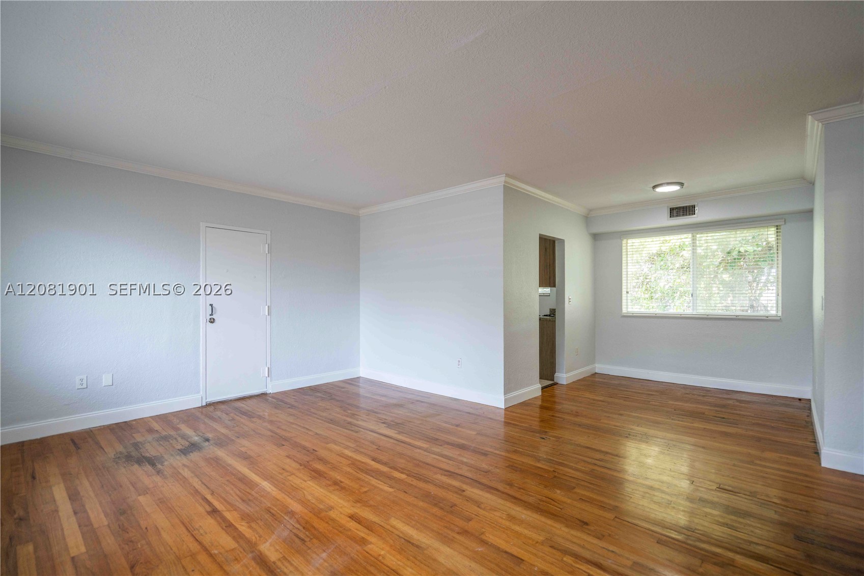 75 S Shore Dr 4b Property Photo 3