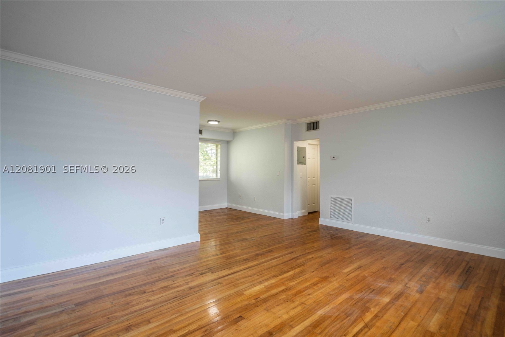 75 S Shore Dr 4b Property Photo 4
