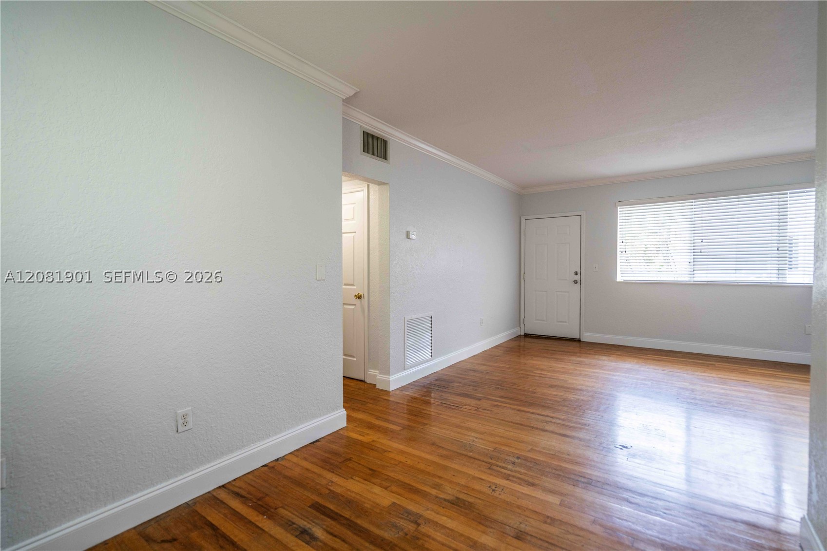 75 S Shore Dr 4b Property Photo 7
