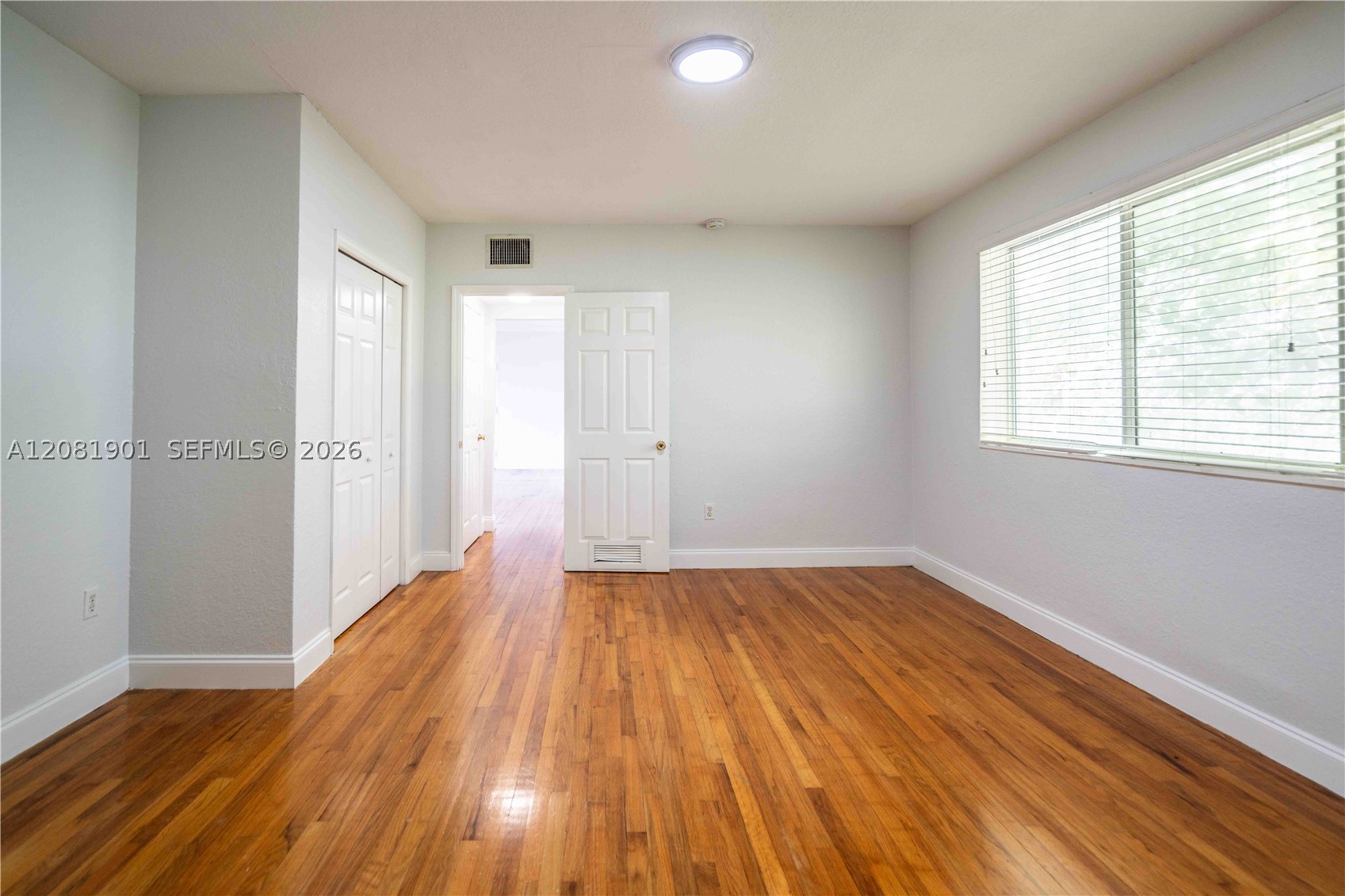 75 S Shore Dr 4b Property Photo 12