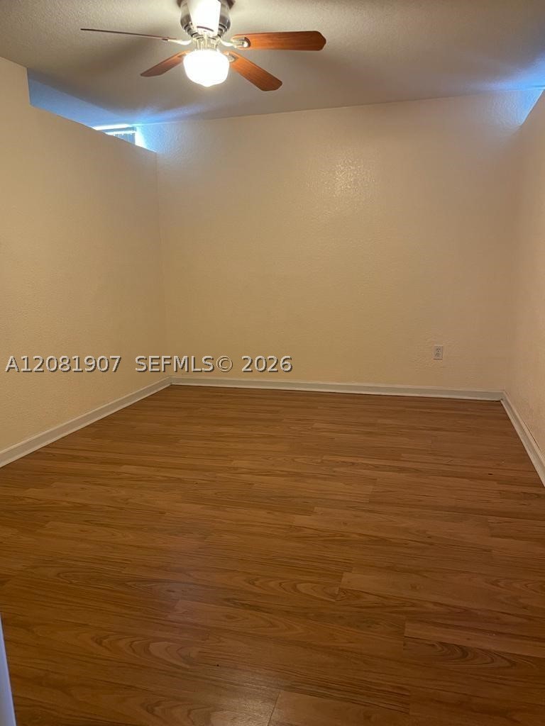 4041 Sw 50th St Property Photo 9
