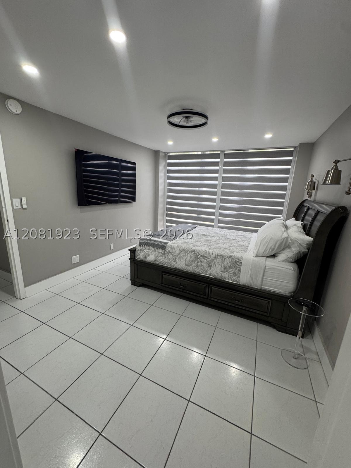 17011 N Bay Rd 106 Property Photo 11