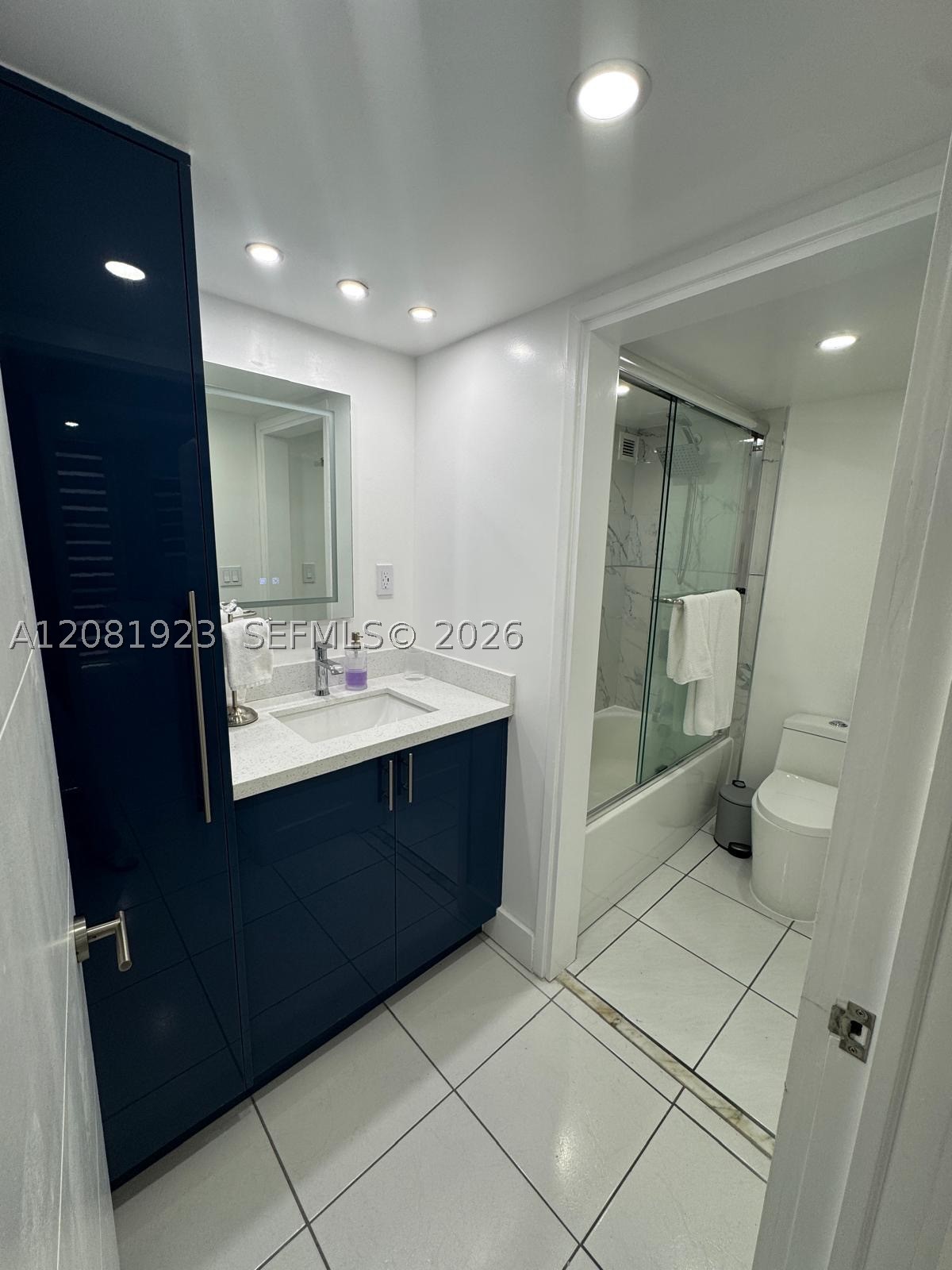 17011 N Bay Rd 106 Property Photo 15