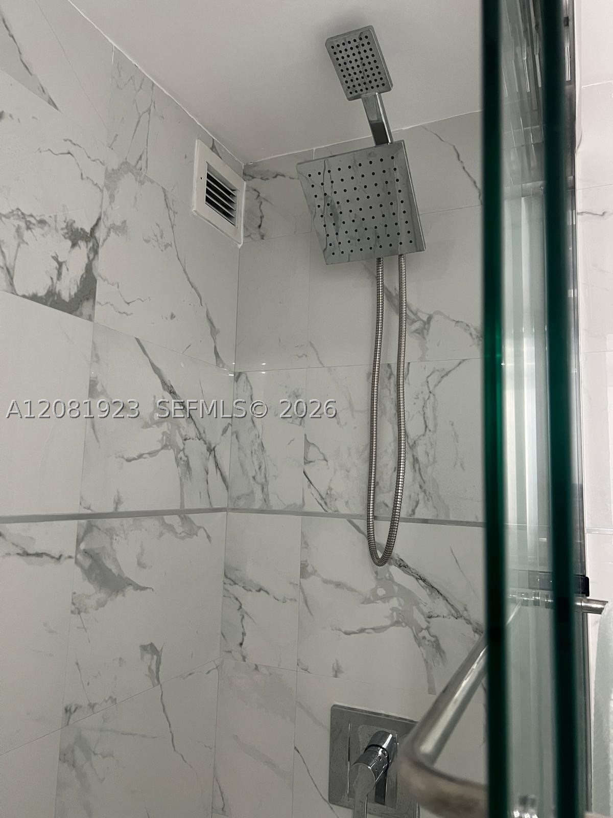 17011 N Bay Rd 106 Property Photo 19