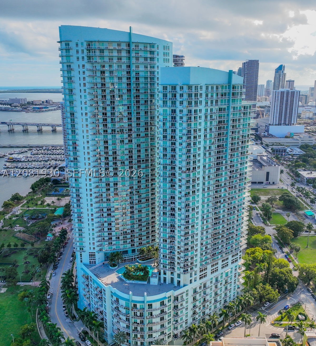 1900 N Bayshore Dr 3608 Property Photo 11