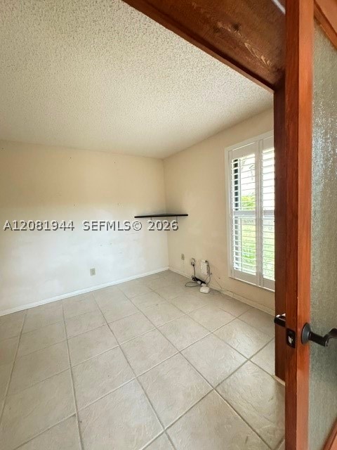 1840 Bayberry Dr Property Photo 5