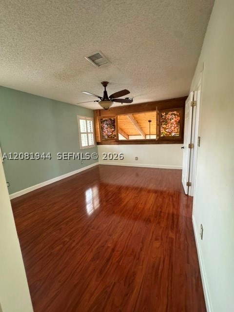 1840 Bayberry Dr Property Photo 14
