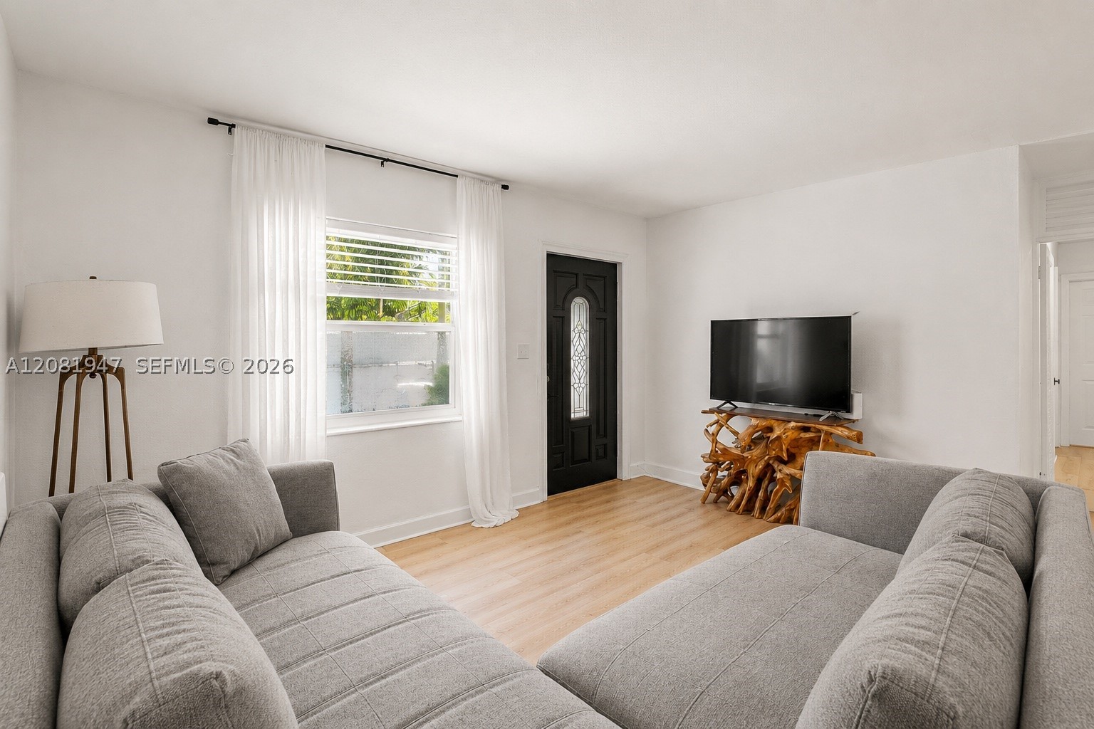 1300 Ashby St Property Photo 13