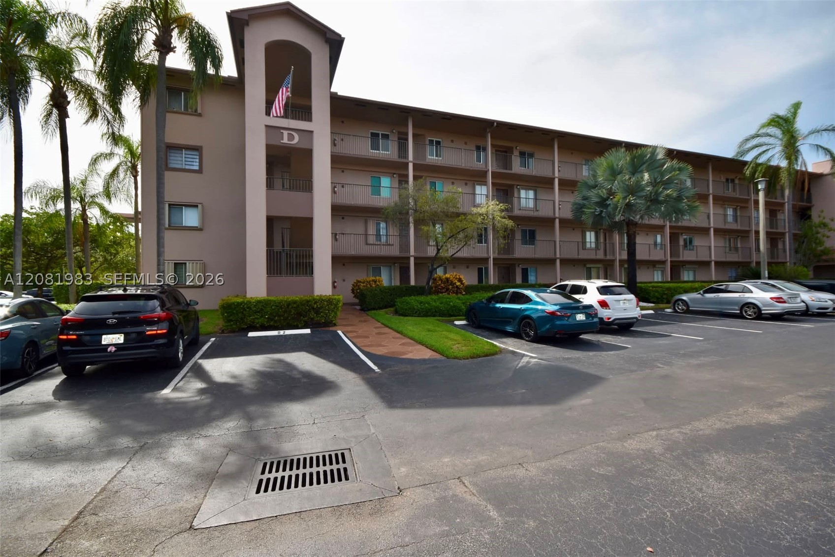 1650 SW 124th Ter 102D Property Photo 1