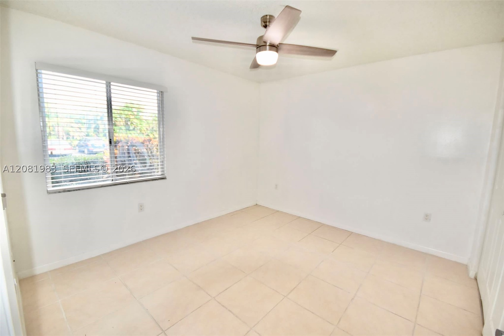 1650 Sw 124th Ter 102d Property Photo 10