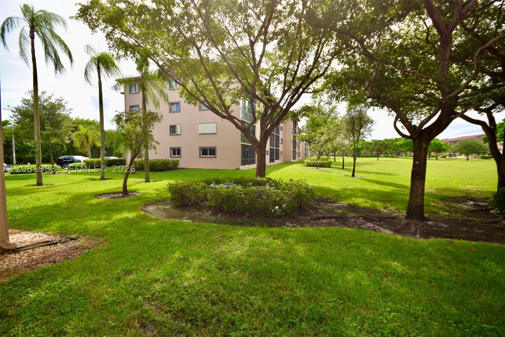 1650 Sw 124th Ter 102d Property Photo 29